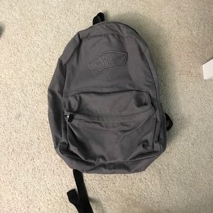 🎀SOLD ON Ⓜ️🎀Vans grey backpack